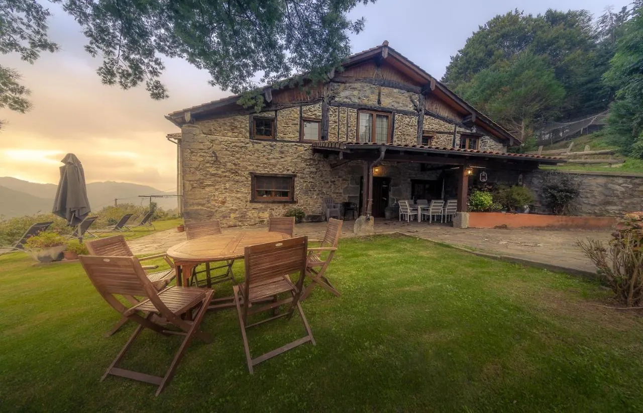 Vila Relax, Montana, Paz Régil