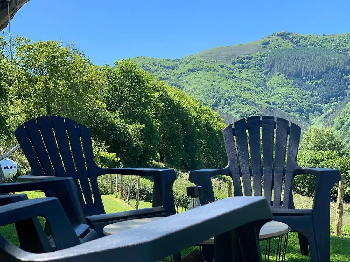 Vila Relax, Montana, Paz Régil